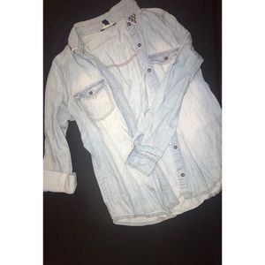 Rock & Republic Chambray Button Down